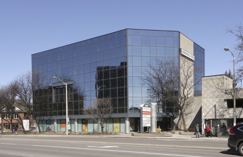 Kilborn Medical Centre (1385 Bank Street)